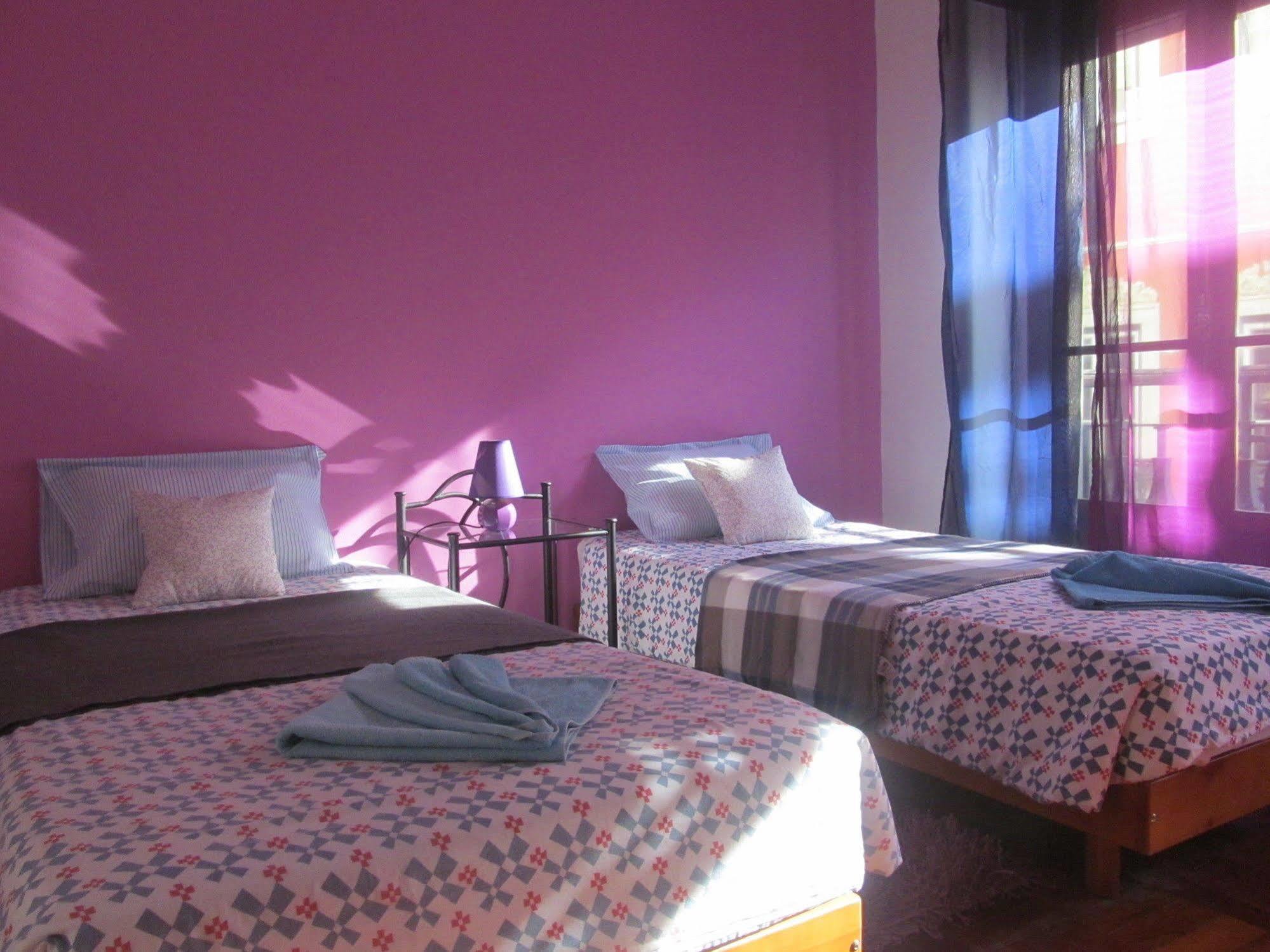 Hostal Baluarte Citadino Cool